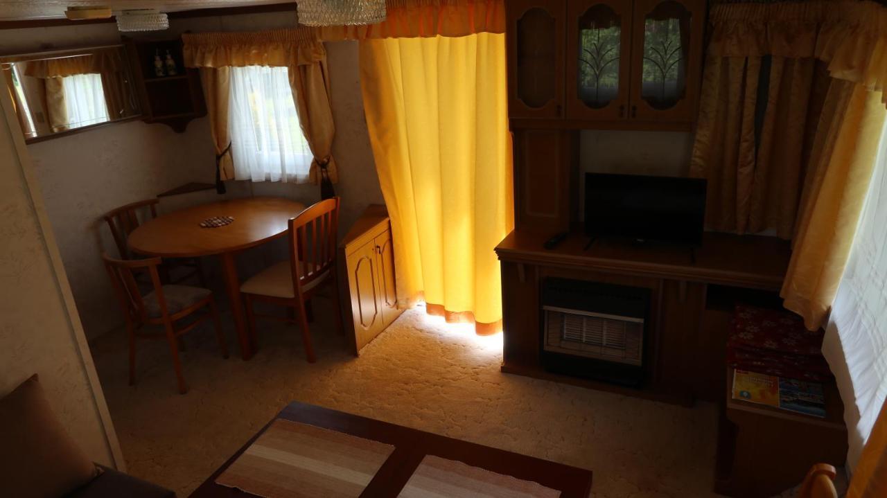 Privat Ave-Mobilhaus Villa Liptovský Mikuláš Eksteriør billede